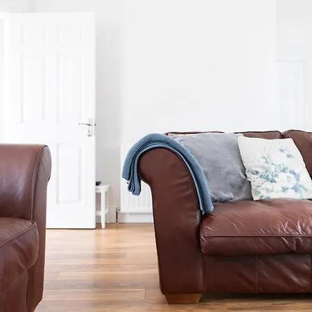 Dom wakacyjny 3 Bedroom House Near By Travel Lets Donegal With Private Garden