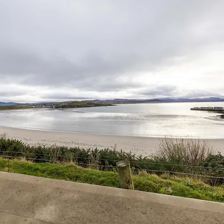 펜션 3 Bedroom House Near By Travel Lets Donegal With Private Garden