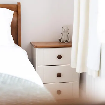 3 Bedroom House Near By Travel Lets Donegal With Private Garden 펜션
