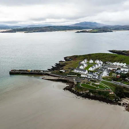 3 Bedroom House Near By Travel Lets Donegal With Private Garden 펜션 *