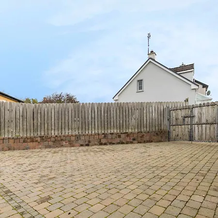 3 Bedroom House Near By Travel Lets Donegal With Private Garden 다우닝스