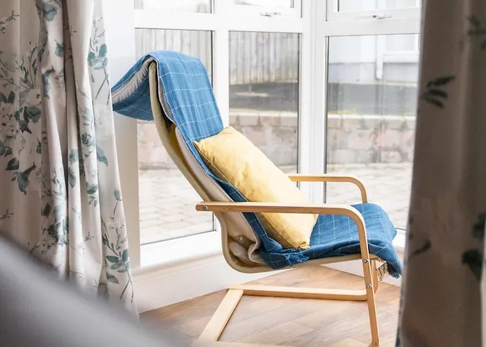 Park House * Downings